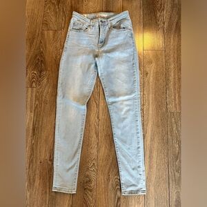 Levi’s 721 High Rise Skinny Jeans